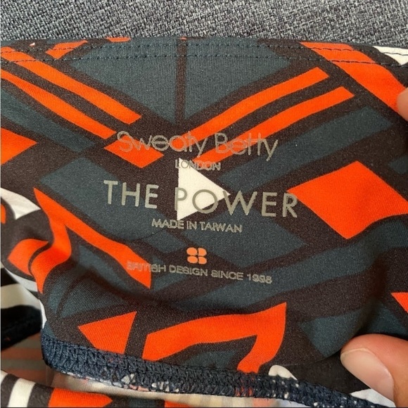 Sweaty Betty The Power pattern orange and teal 7/8 lux leggings - Picture 10 of 10